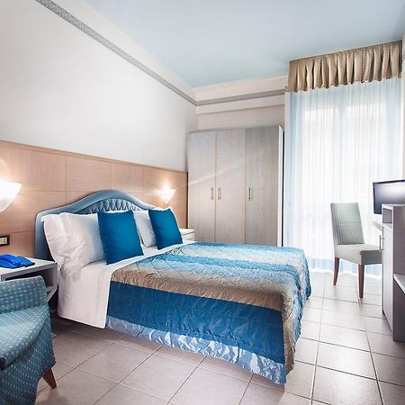 Hotel Imperiale Milano Marittima Dış mekan fotoğraf