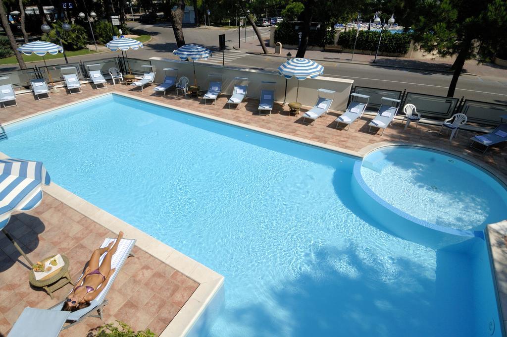 Hotel Imperiale Milano Marittima Dış mekan fotoğraf